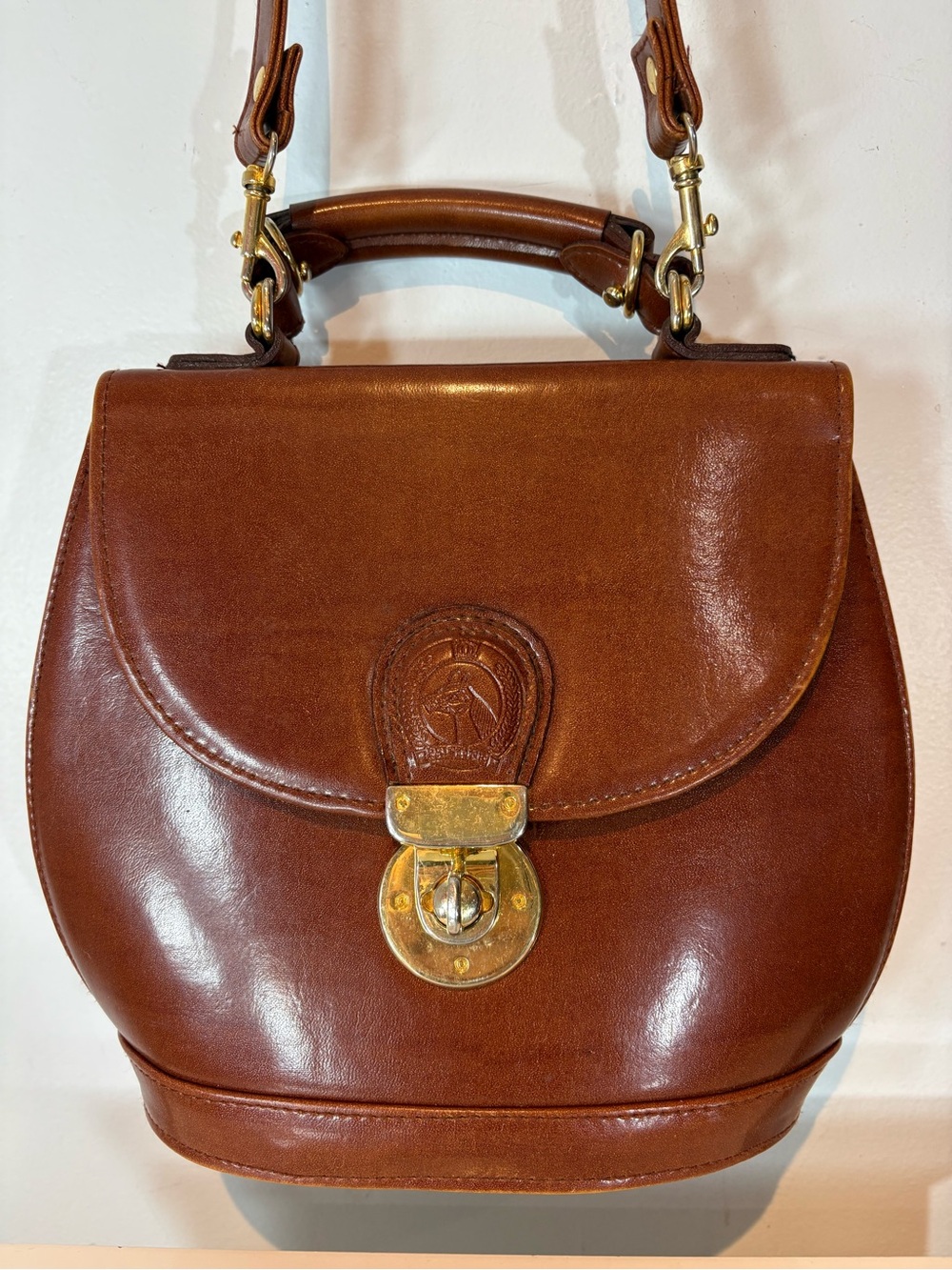 Vintage PRISTINE Brand Horse Emblem Leather Crossbody Purse